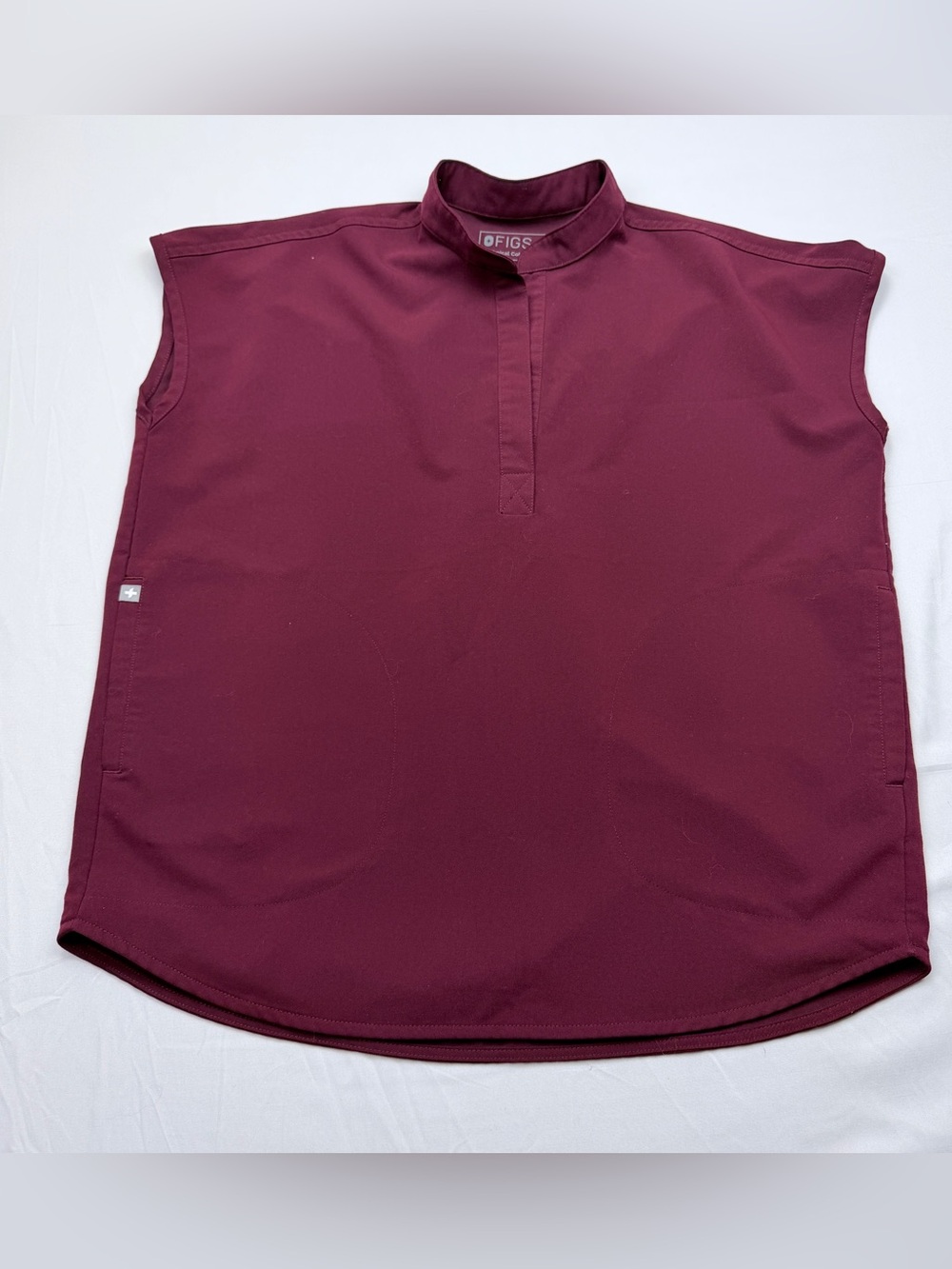 FIGS Rafaela Oversized Scrub Top,Burgundy